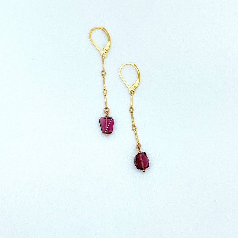 Athena earrings - Garnet