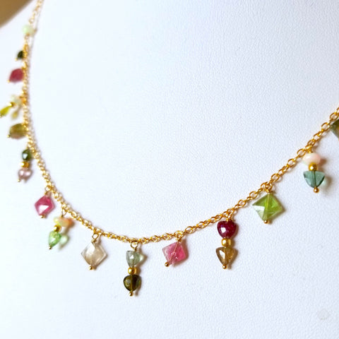 Essential Energy Gemstone Necklace: Peridot - Cleansing
