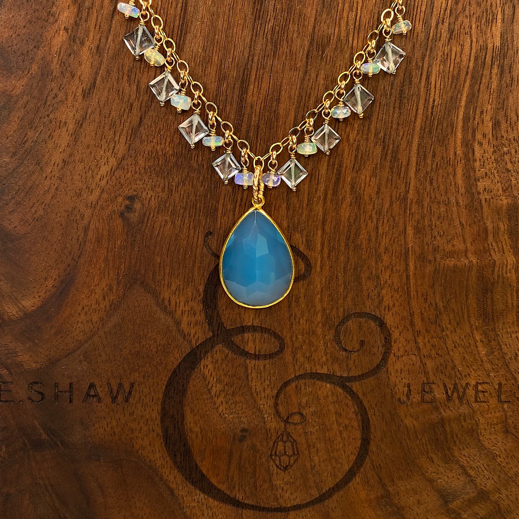 Sophie necklace - Chalcedony